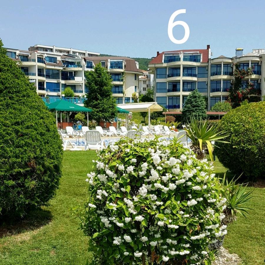 Riviera Complex 6 Hotel Sveti Vlas Exterior photo